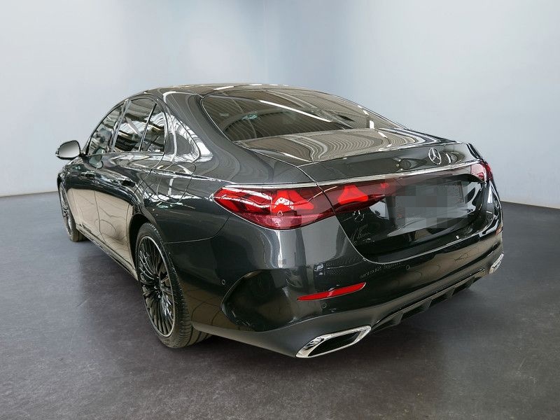 Mercedes-Benz E 300 de Limo EQ Hybrid Technologie // AMG BURM foto 5