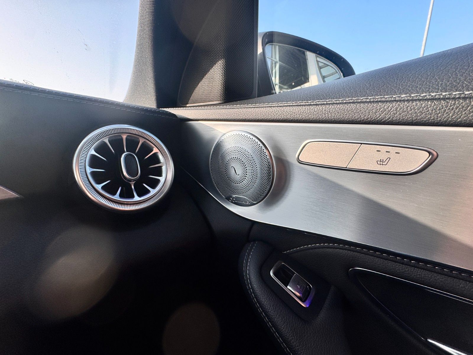 Mercedes-Benz C 63 AMG*V8*Performance*Pano*HUD*Burmester*Night foto 18