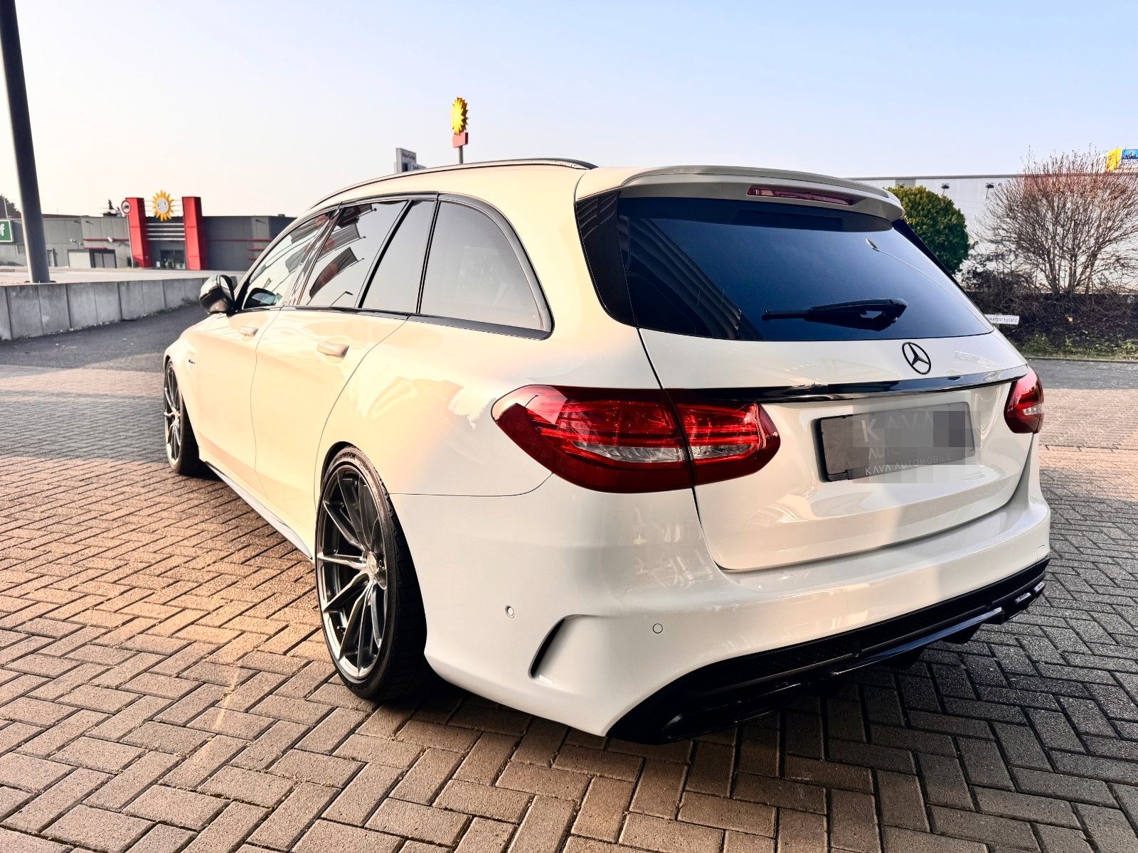 Mercedes-Benz C 63 AMG*V8*Performance*Pano*HUD*Burmester*Night foto 5