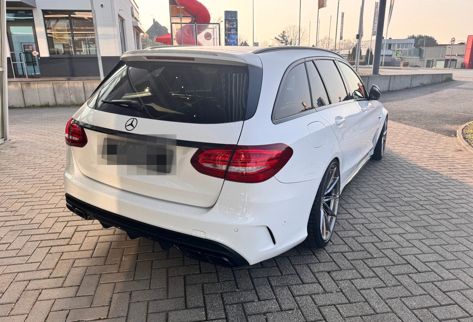 Mercedes-Benz C 63 AMG*V8*Performance*Pano*HUD*Burmester*Night foto 6