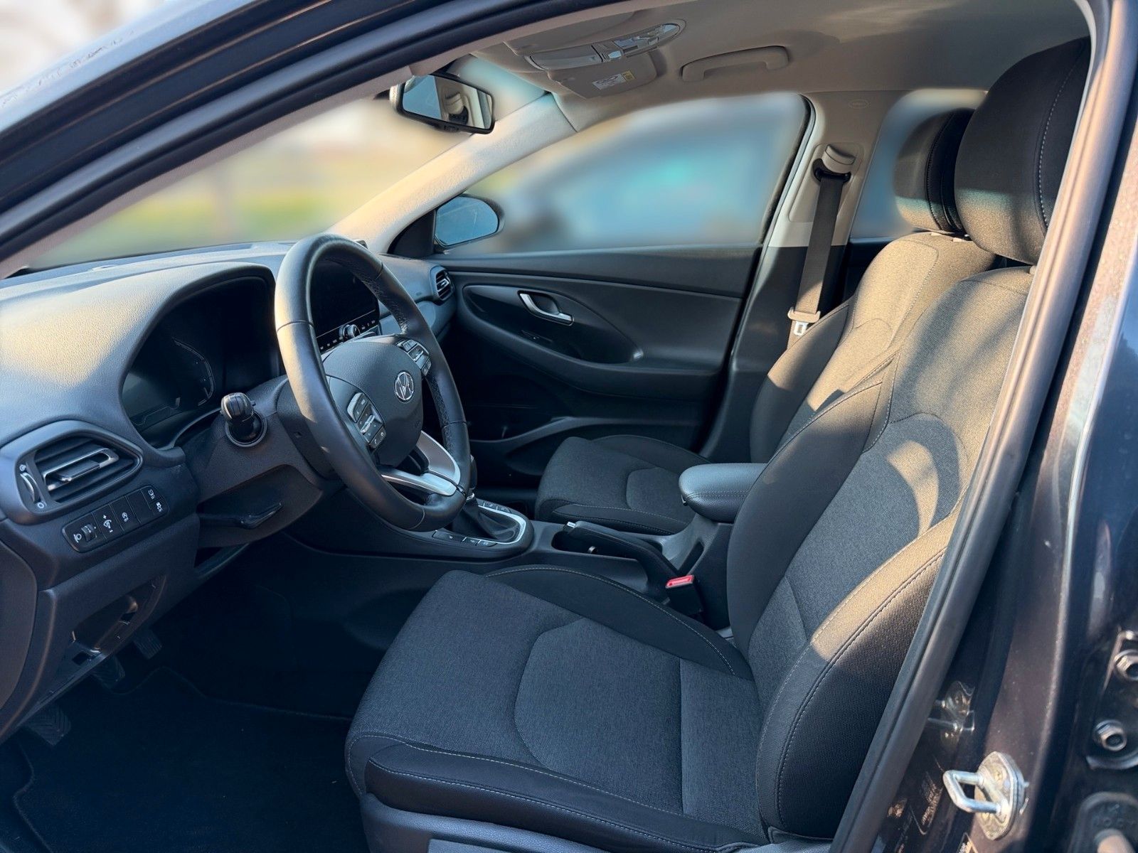 Hyundai i30 Edition 30+ 1.5 T-GDi 48V 160PS+NAVI+PDC+KAM foto 7