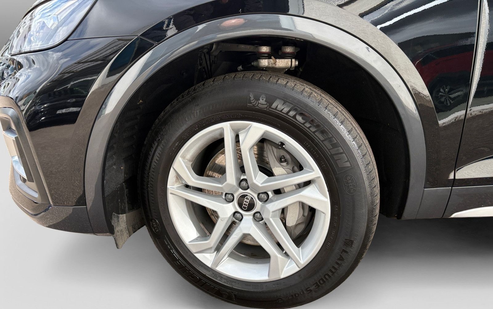 Audi Q5 50TFSIe qu S tronic advanced AHK NAV PANO KAM foto 5