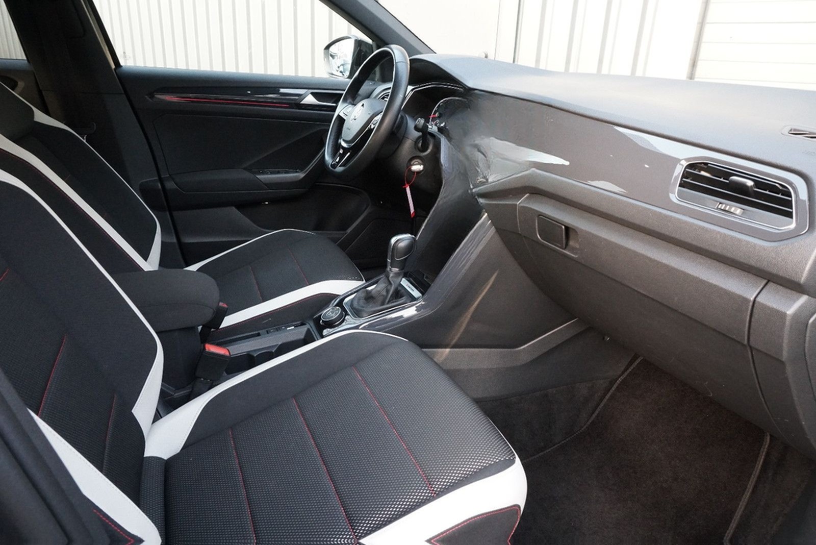 Volkswagen T-Roc Sport 4Motion LED-Scheinwerfer ACC SHZ AHK foto 17
