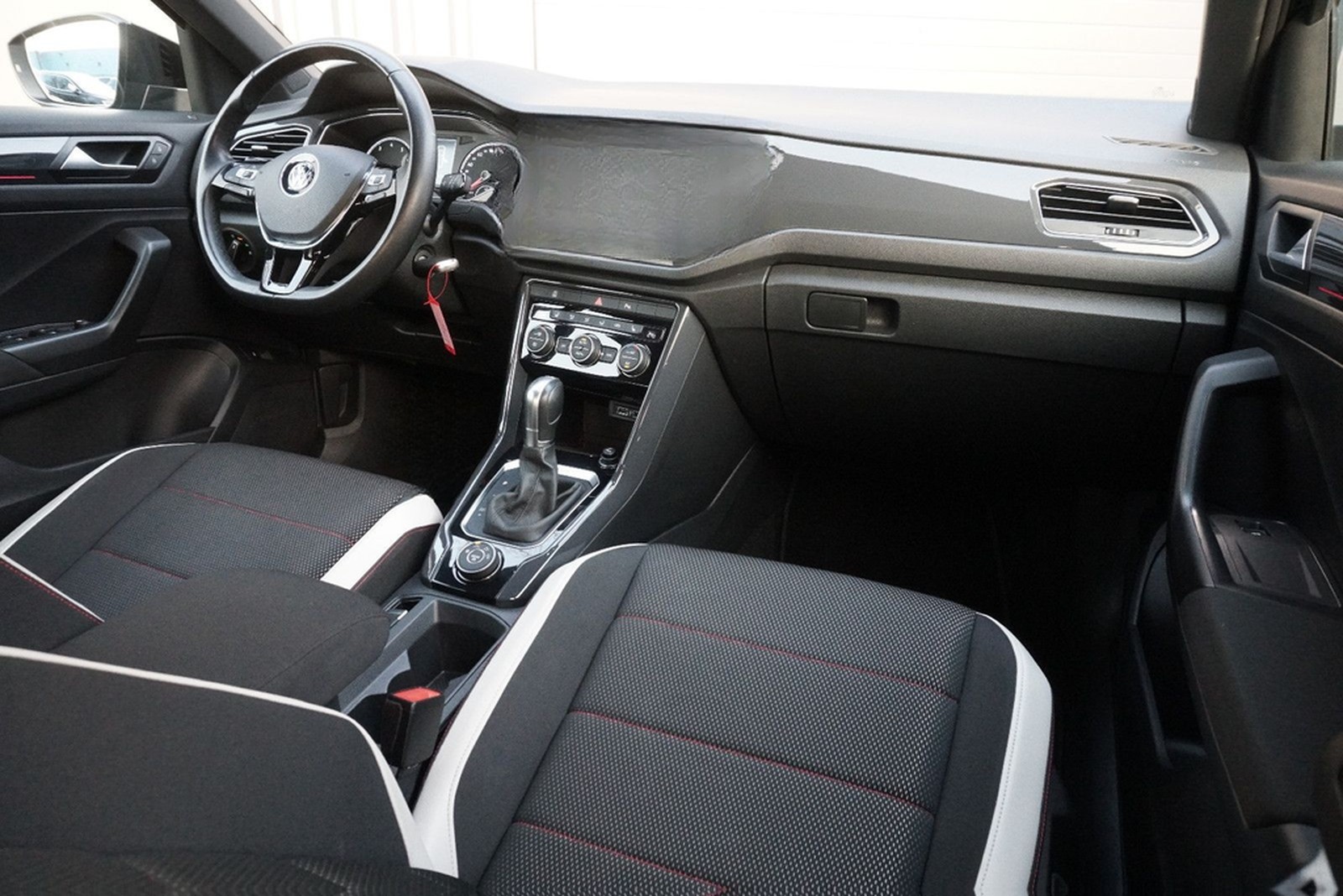 Volkswagen T-Roc Sport 4Motion LED-Scheinwerfer ACC SHZ AHK foto 18