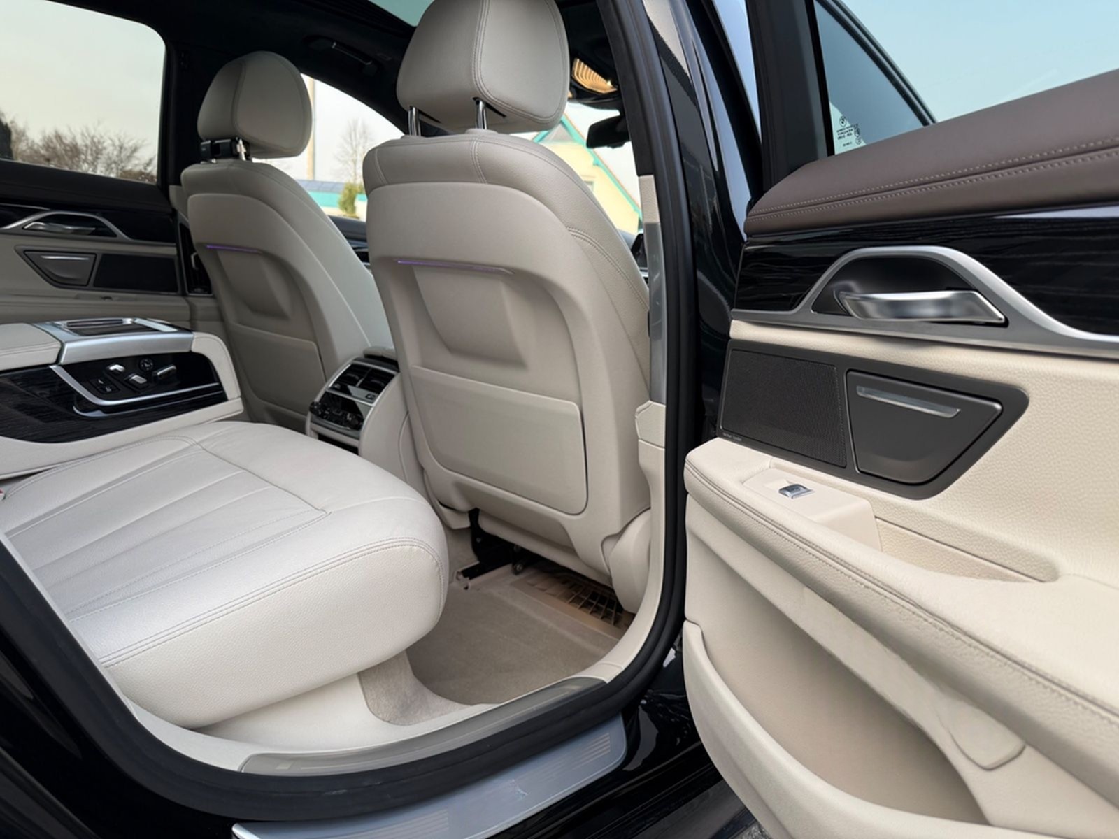BMW 740 d xDrive M-Paket H&K/HUD/360°/SD/ACC/Massage foto 19