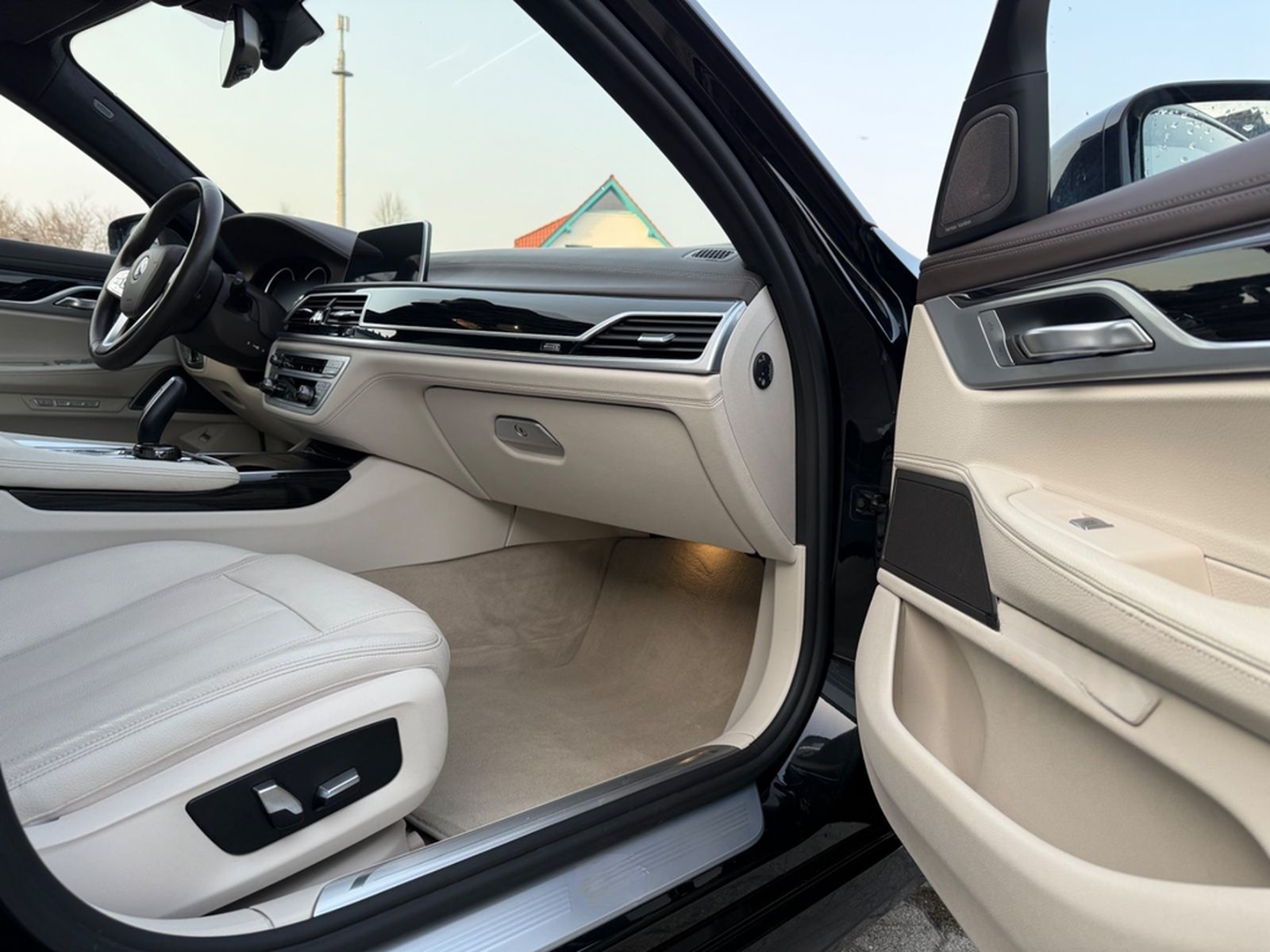 BMW 740 d xDrive M-Paket H&K/HUD/360°/SD/ACC/Massage foto 23
