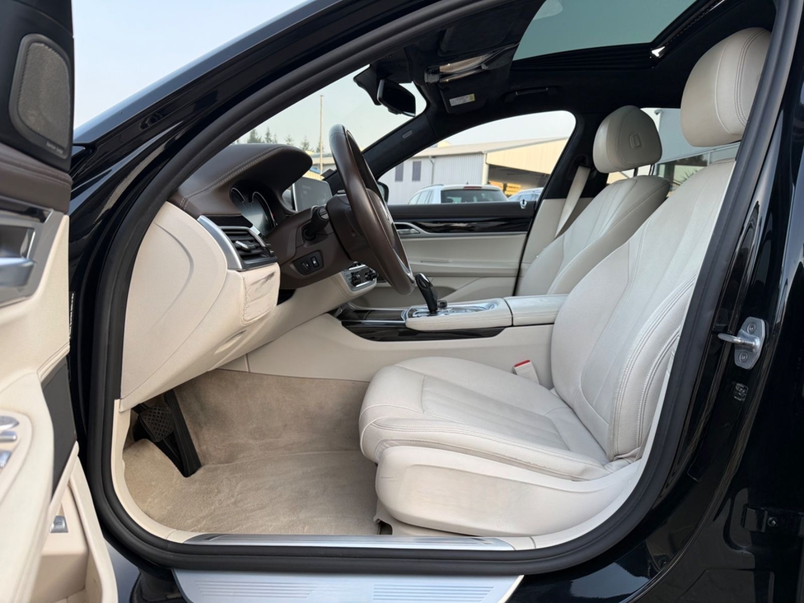 BMW 740 d xDrive M-Paket H&K/HUD/360°/SD/ACC/Massage foto 9