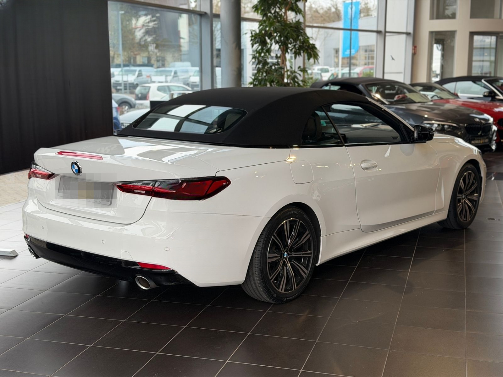 BMW 420i Cabrio Shadow Line AHK LEDER LED NAV 18" foto 7