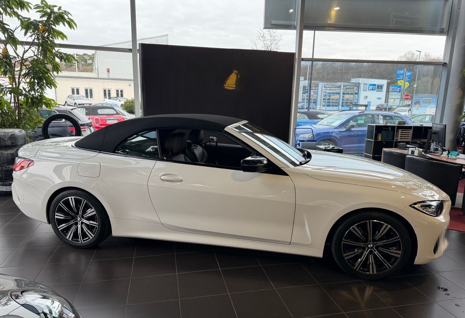 BMW 420i Cabrio Shadow Line AHK LEDER LED NAV 18" foto 8