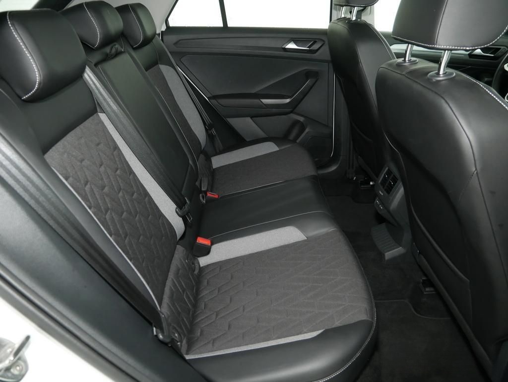 Volkswagen T-Roc Goal 1.0 TSI Navi LED SiHz ACC ParkAssist foto 7