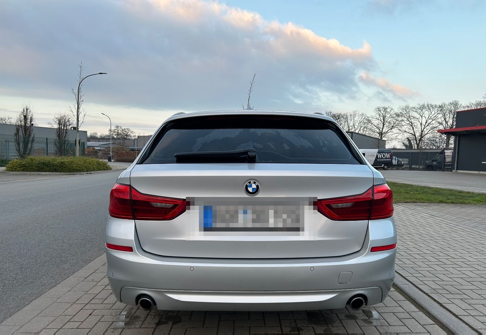 BMW 530d xDrive TÜV NEU / SHZ / Tempomat / PDC  foto 3