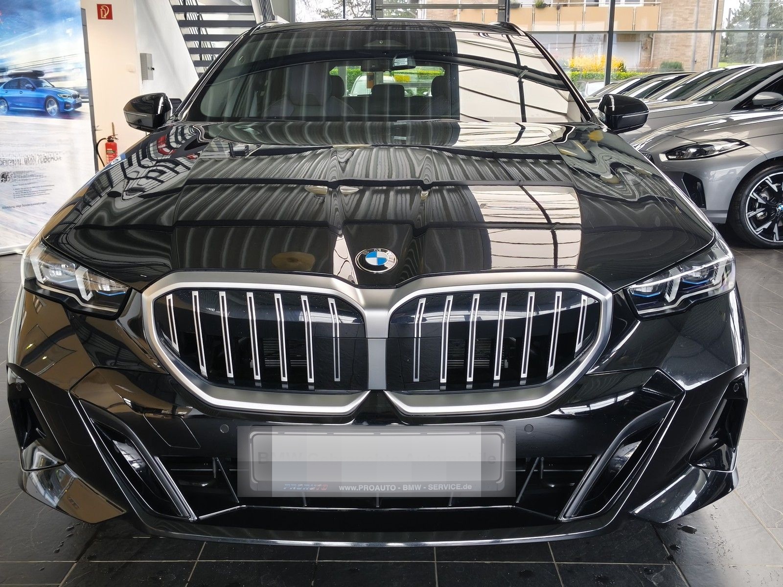 BMW 520i M Sport Tou HK/Dr.Assist+/RFK/ACC foto 2