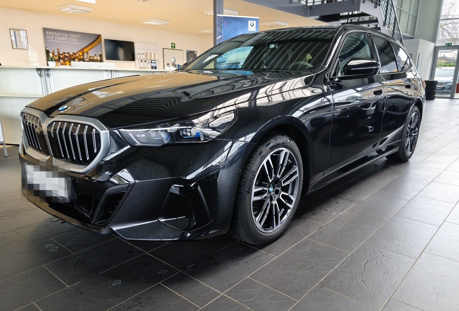 BMW 520i M Sport Tou HK/Dr.Assist+/RFK/ACC foto 3
