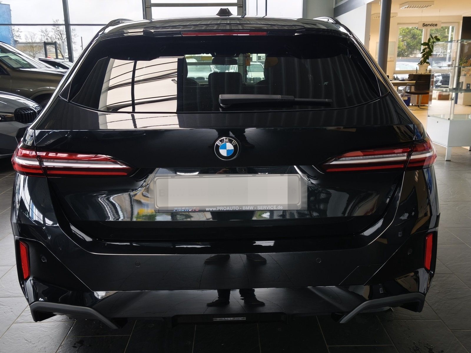 BMW 520i M Sport Tou HK/Dr.Assist+/RFK/ACC foto 5