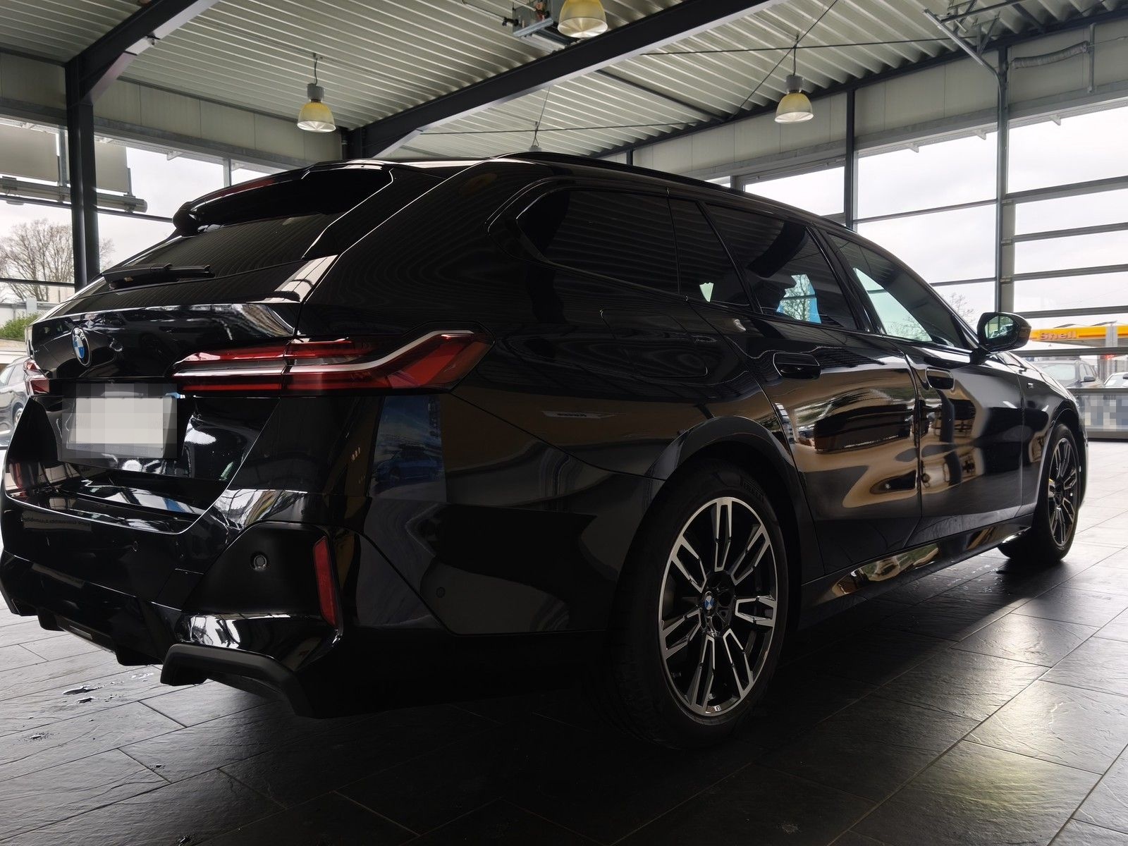 BMW 520i M Sport Tou HK/Dr.Assist+/RFK/ACC foto 7