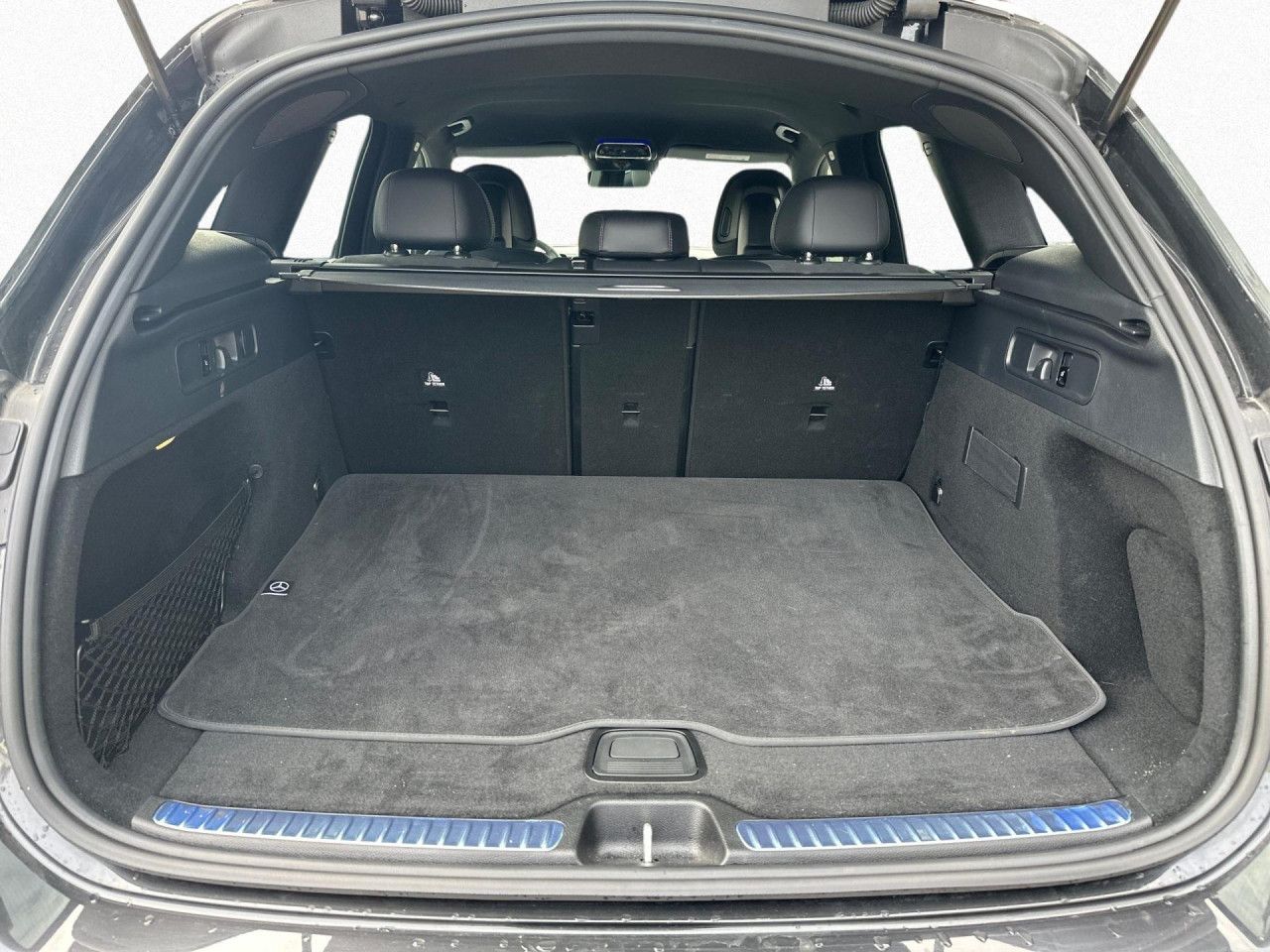 Mercedes-Benz GLC 300 d 4Matic,AMG-Line,AHK,Adv+,PA,LED Navi foto 15