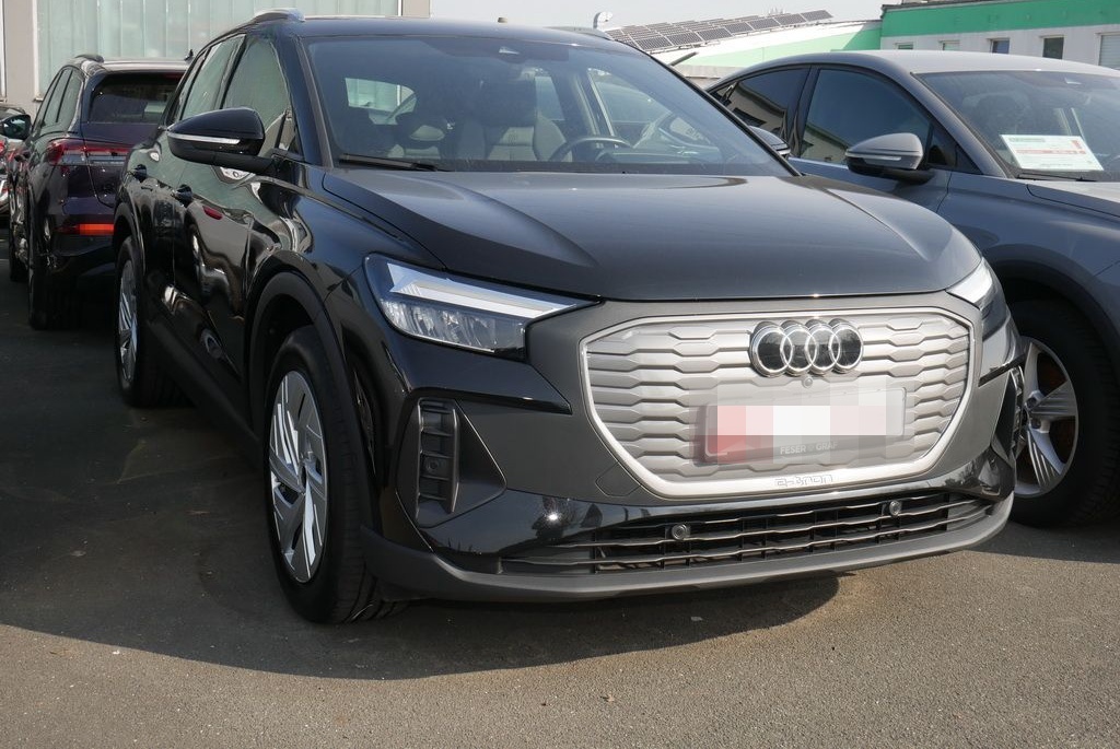 Audi Q4 e-tron 40 S line Int. ACC AHK Navi RüKa SONOS foto 4