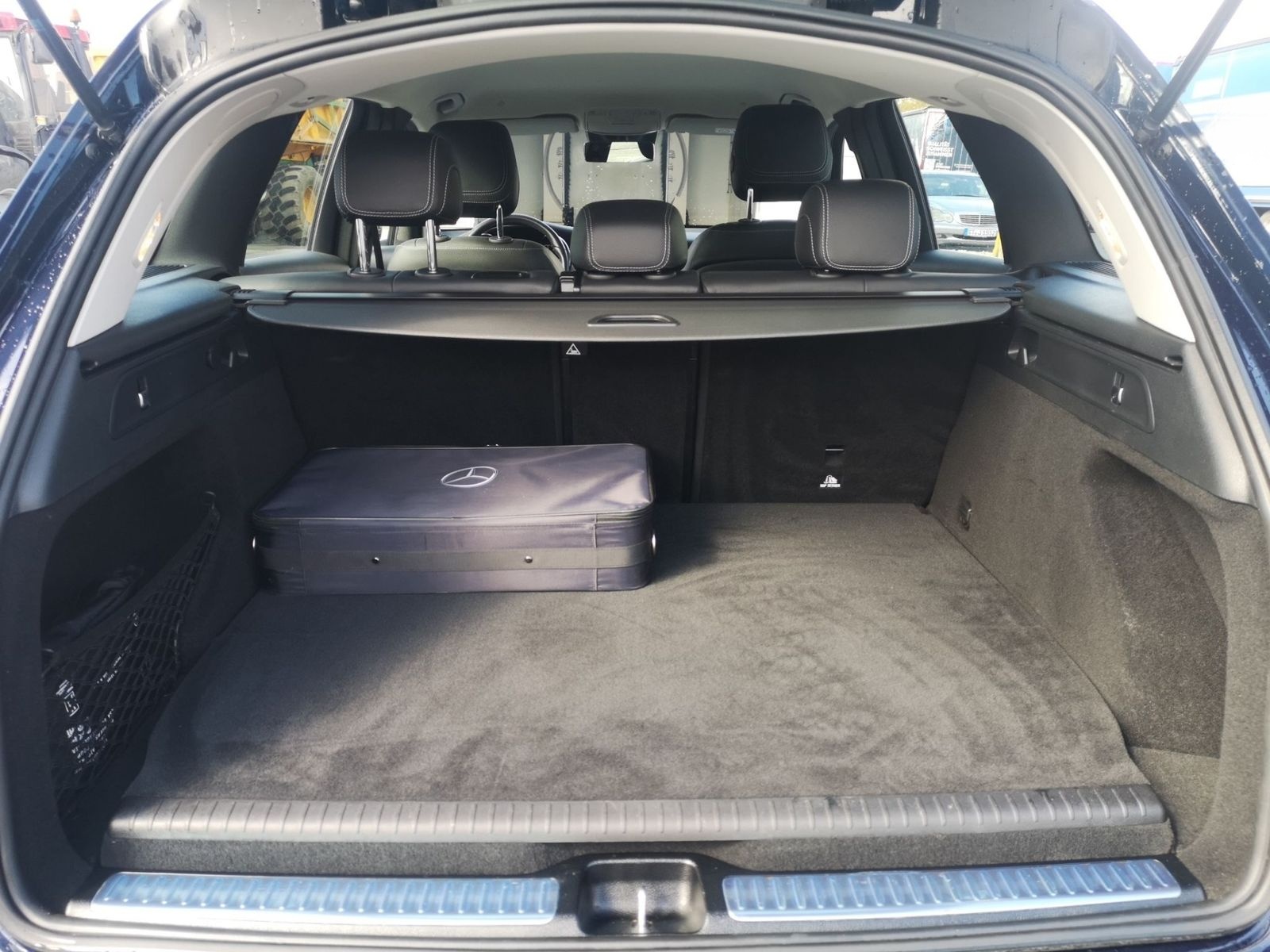 Mercedes-Benz GLC 300 de 4M DISTR.+Sitzklima+AHK+360°Kam+LED+ foto 8