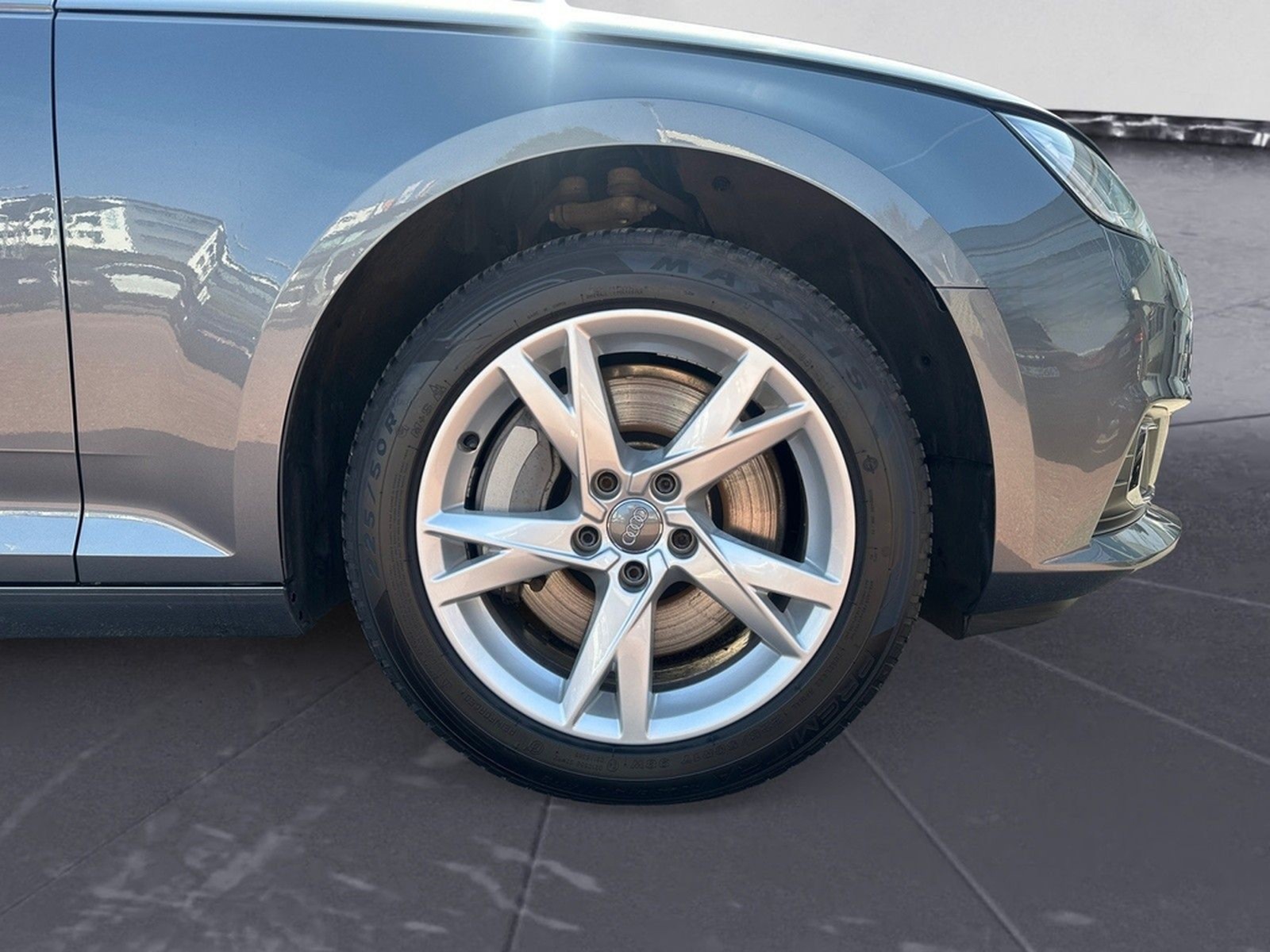 Audi A4 Limousine 2.0 TFSI quattro foto 12