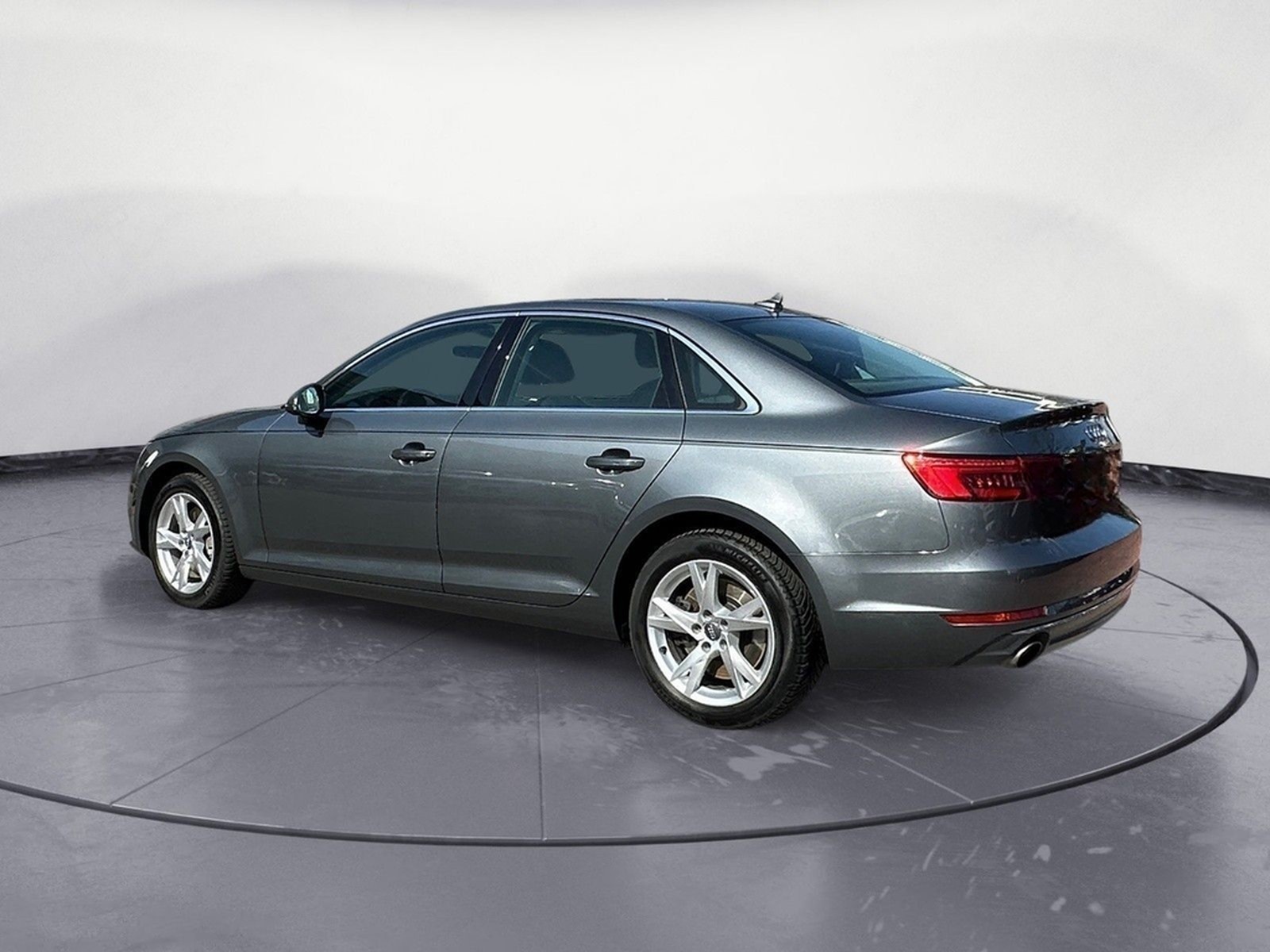 Audi A4 Limousine 2.0 TFSI quattro foto 4