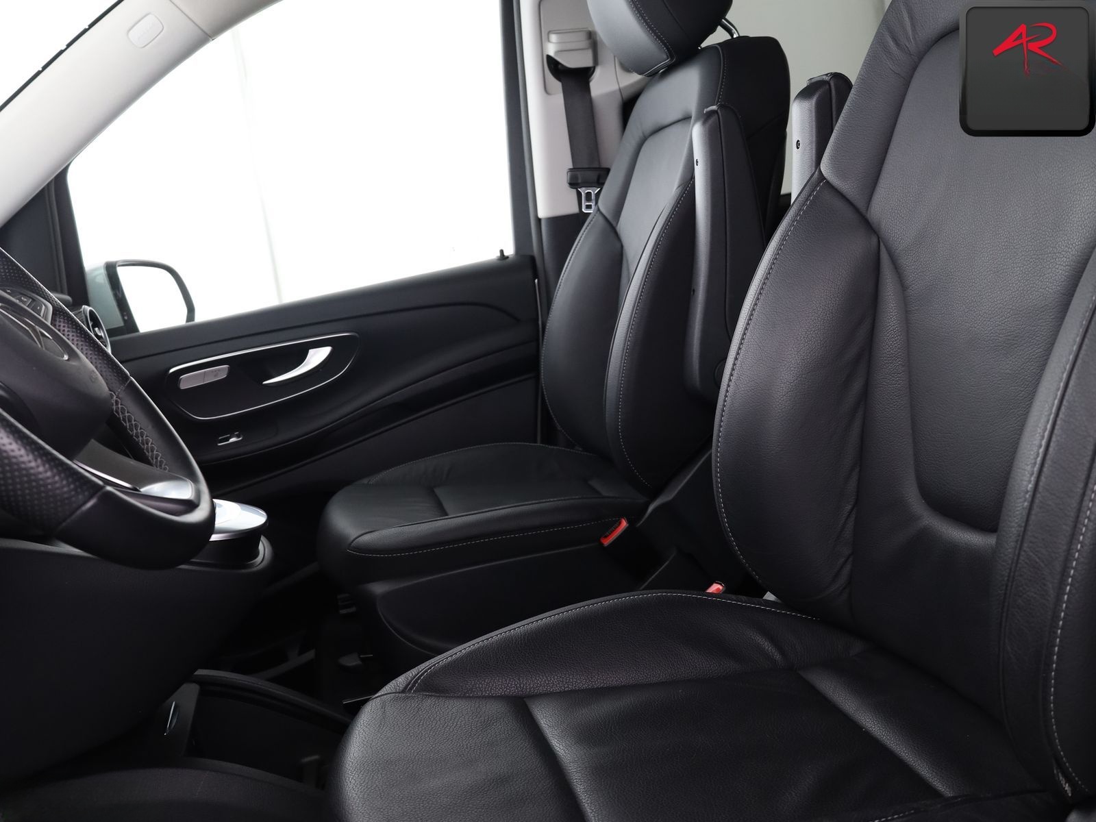 Mercedes-Benz V 220 d STANDHEIZUNG,KAMERA,TOTWINKEL,1.HAND,SH, foto 11