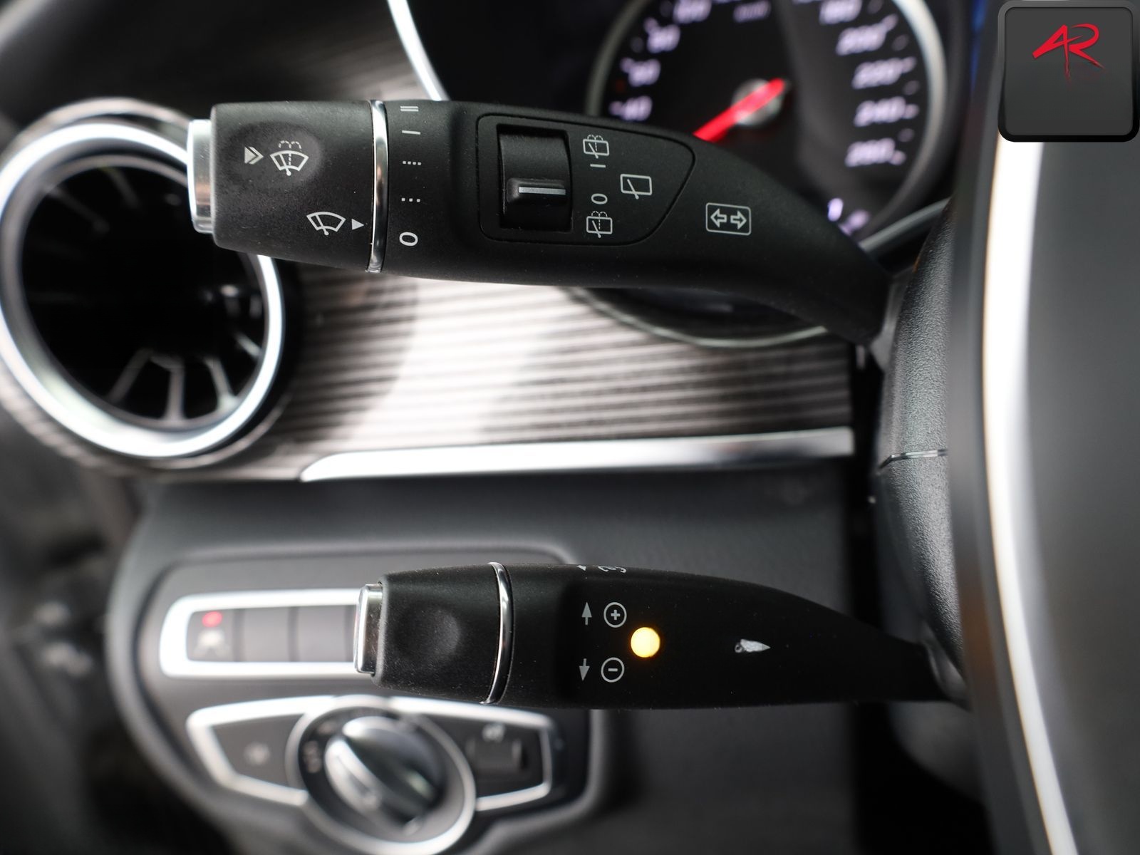 Mercedes-Benz V 220 d STANDHEIZUNG,KAMERA,TOTWINKEL,1.HAND,SH, foto 16