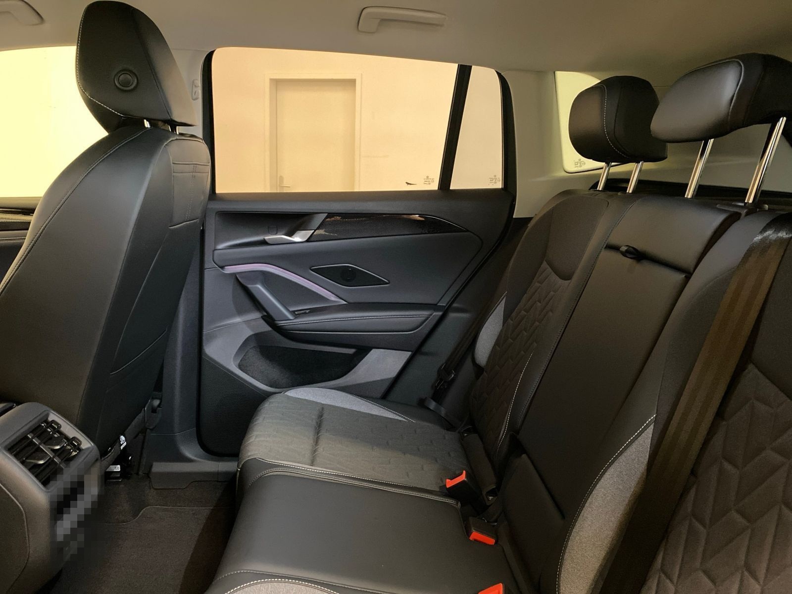 Volkswagen Tiguan ENERGY TDI 110kW DSG Preisvorteil 10054 € foto 12