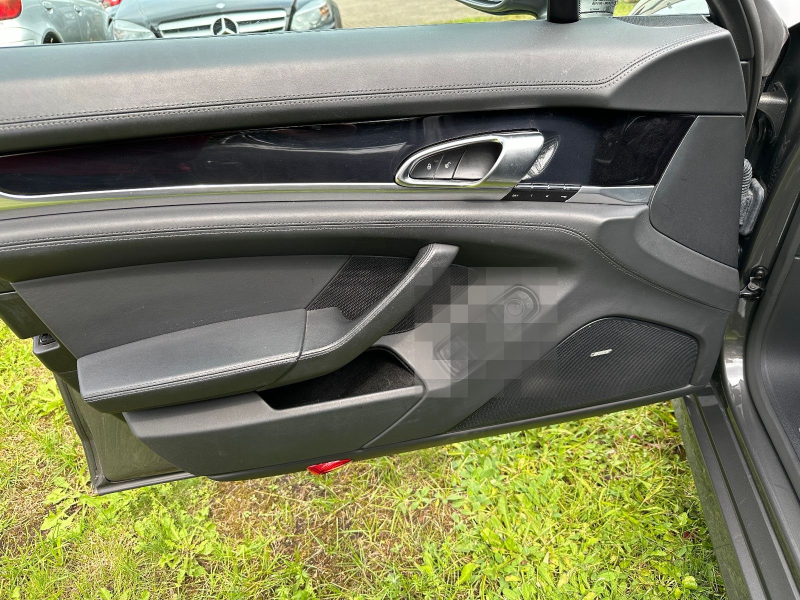 Porsche Panamera Turbo foto 6