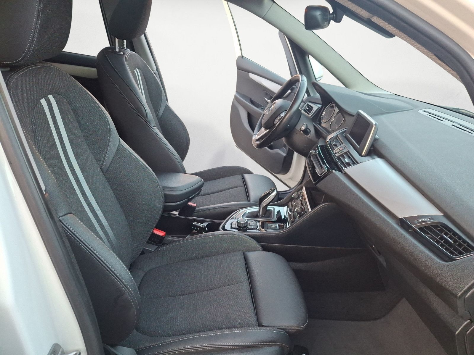 BMW 220i Gran Tourer Steptronic Advantage Panorama foto 10