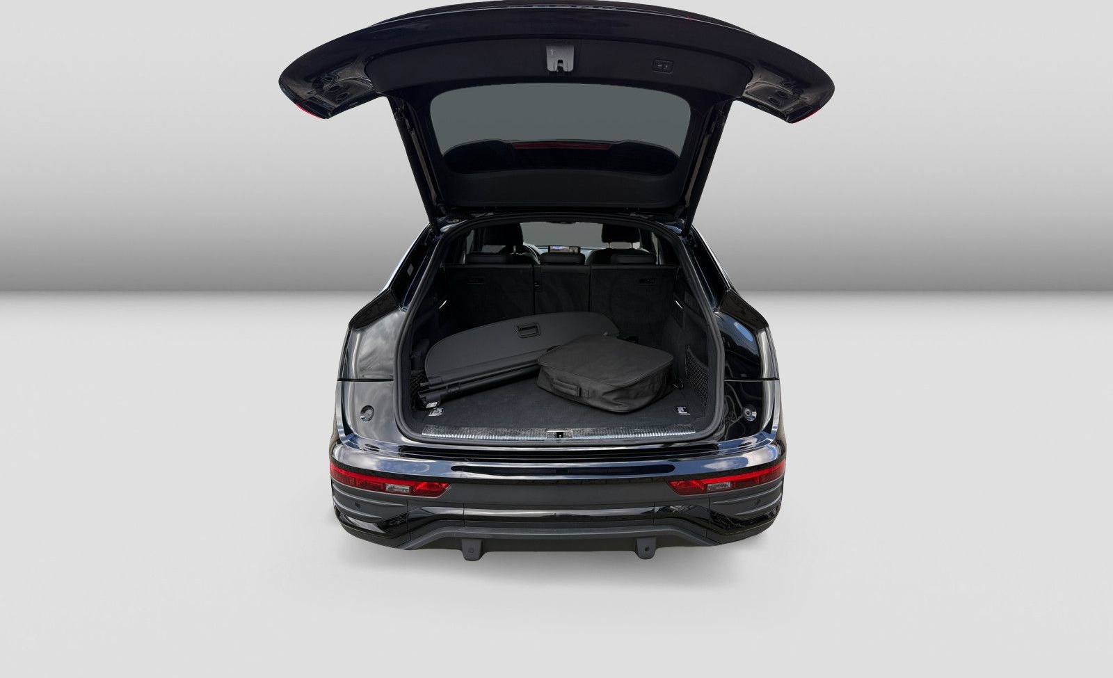 Audi Q5 Sportback 55TFSIe S line qu S-trc Cam Pano foto 12