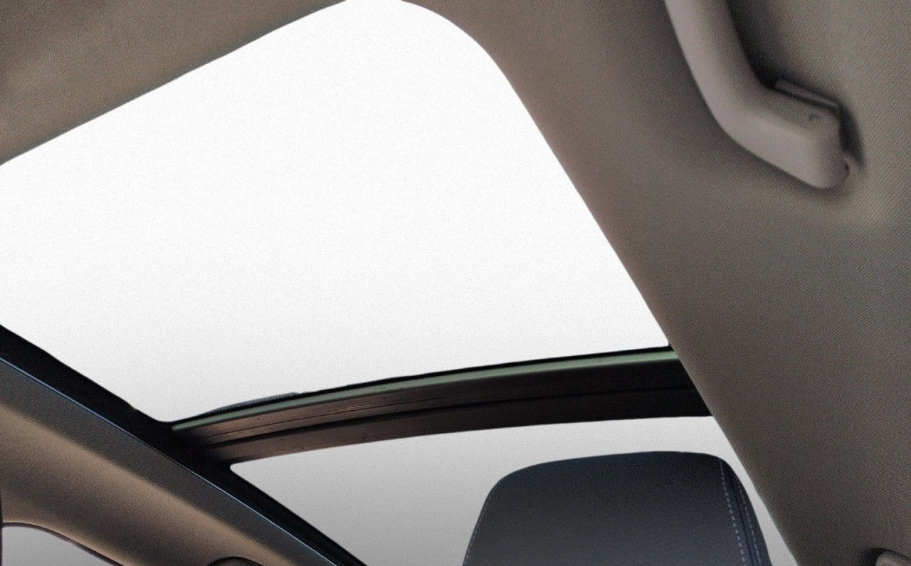 BMW X1 xD 25e SPORT Nav+ AdLED DA+ Pano HUD Kam 18" foto 17