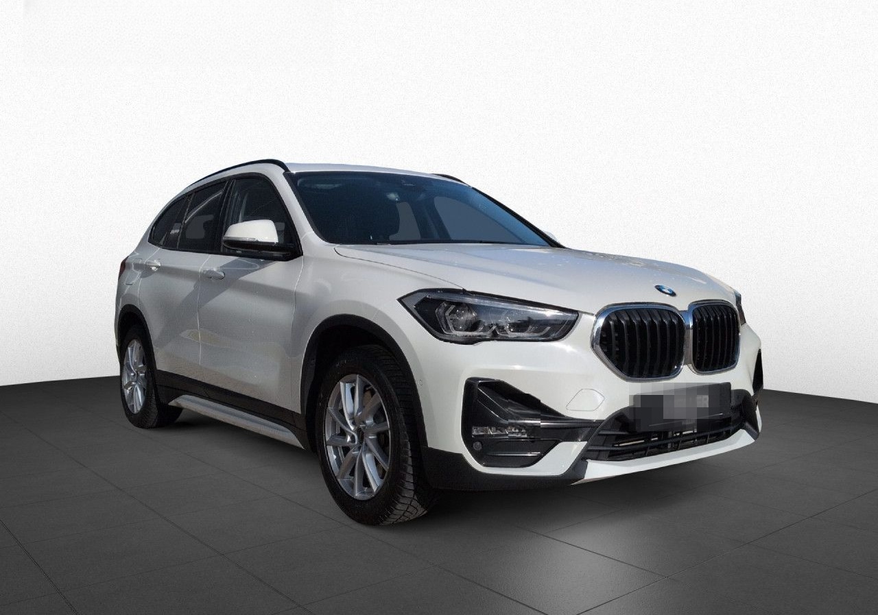 BMW X1 xD 25e SPORT Nav+ AdLED DA+ Pano HUD Kam 18" foto 4