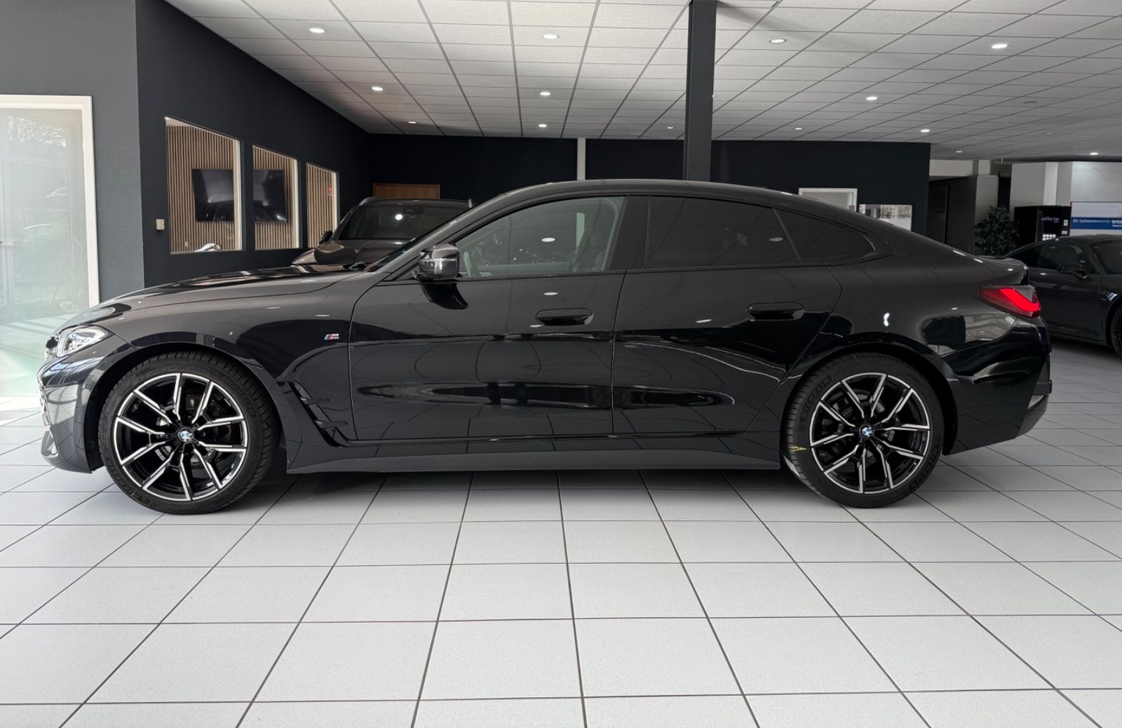 BMW 420d Gran Coupe*M-PAKET*KAMERA*HIFI*LED-SCHEINWE foto 2