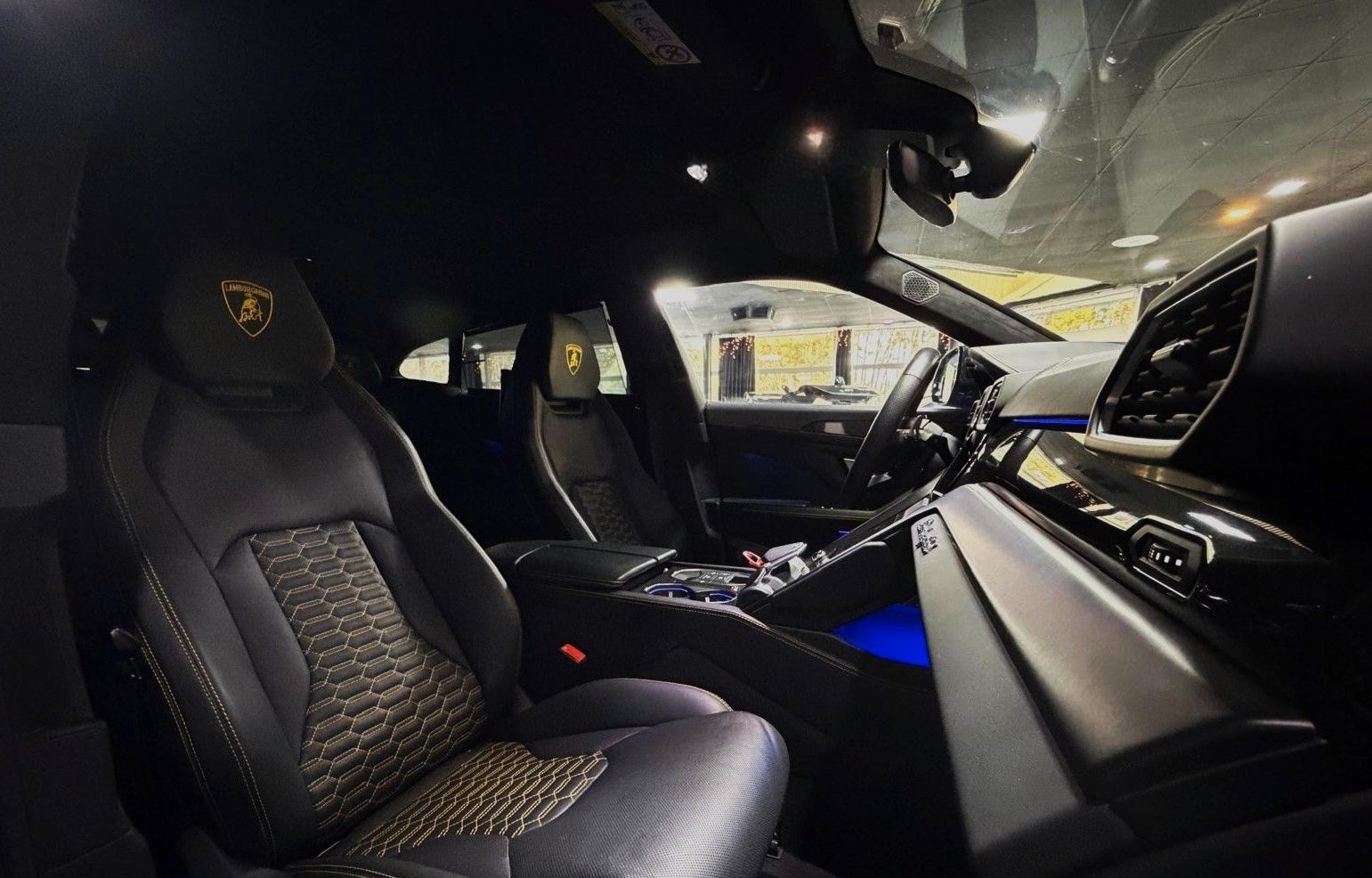Lamborghini *FULLCARBON*PANO*360°*PPF*B&O*HUD*ALCANT* foto 21