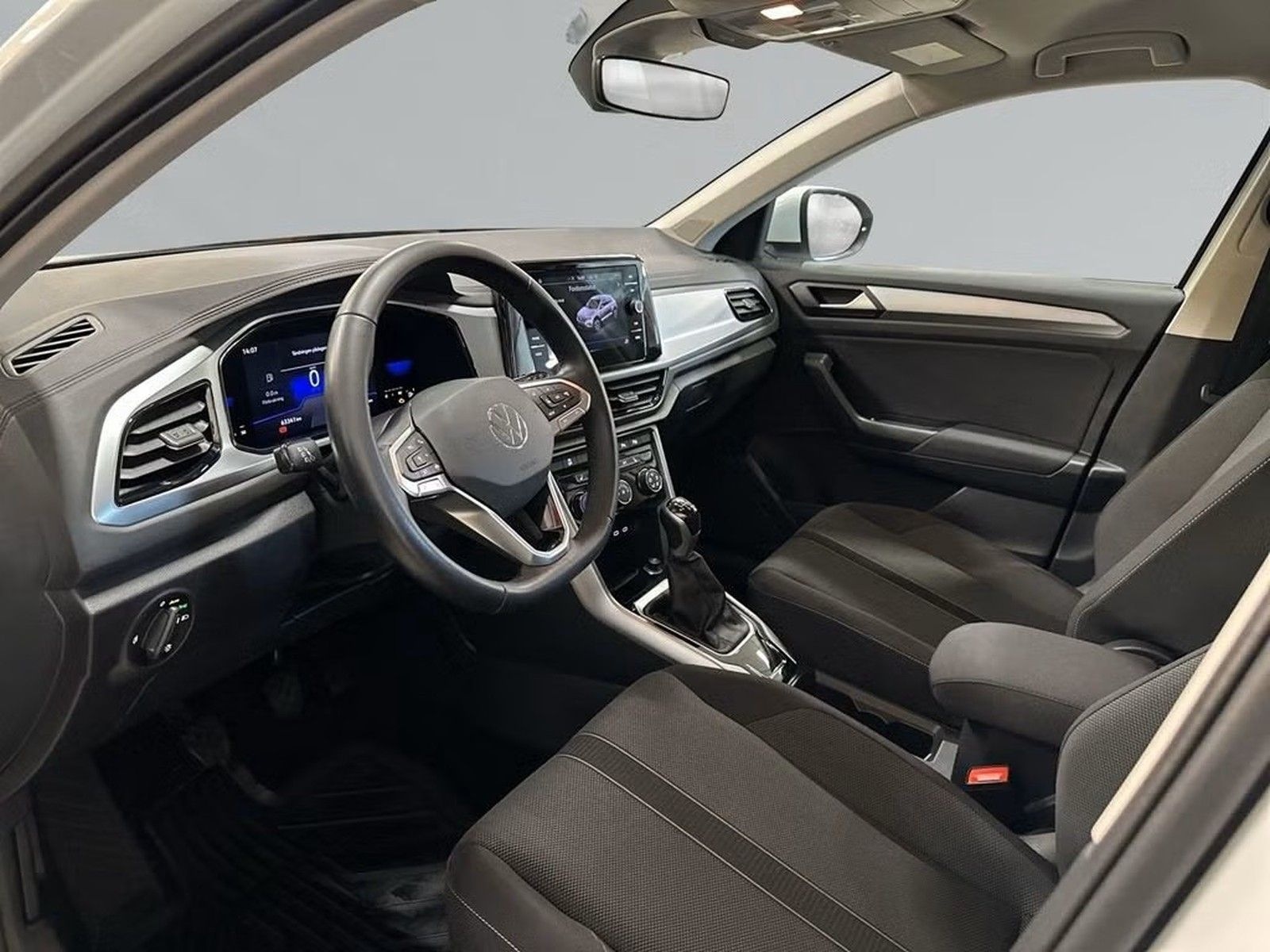 Volkswagen T-Roc 1.0 TSI Life *PDC*APPLE-CARPLAY* foto 11
