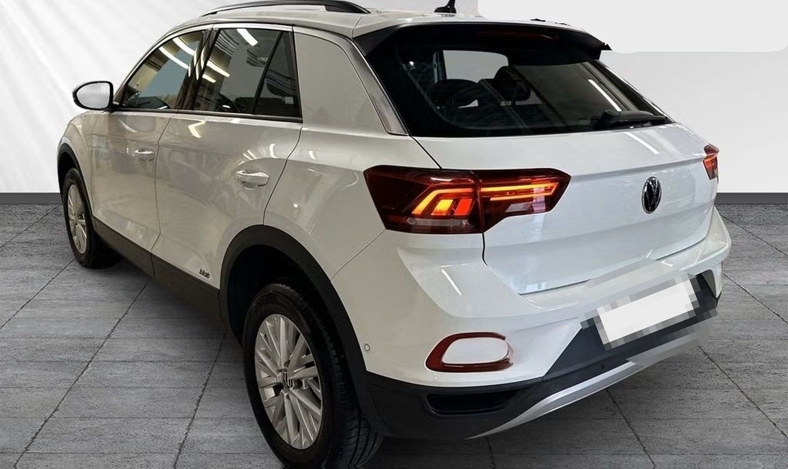 Volkswagen T-Roc 1.0 TSI Life *PDC*APPLE-CARPLAY* foto 3