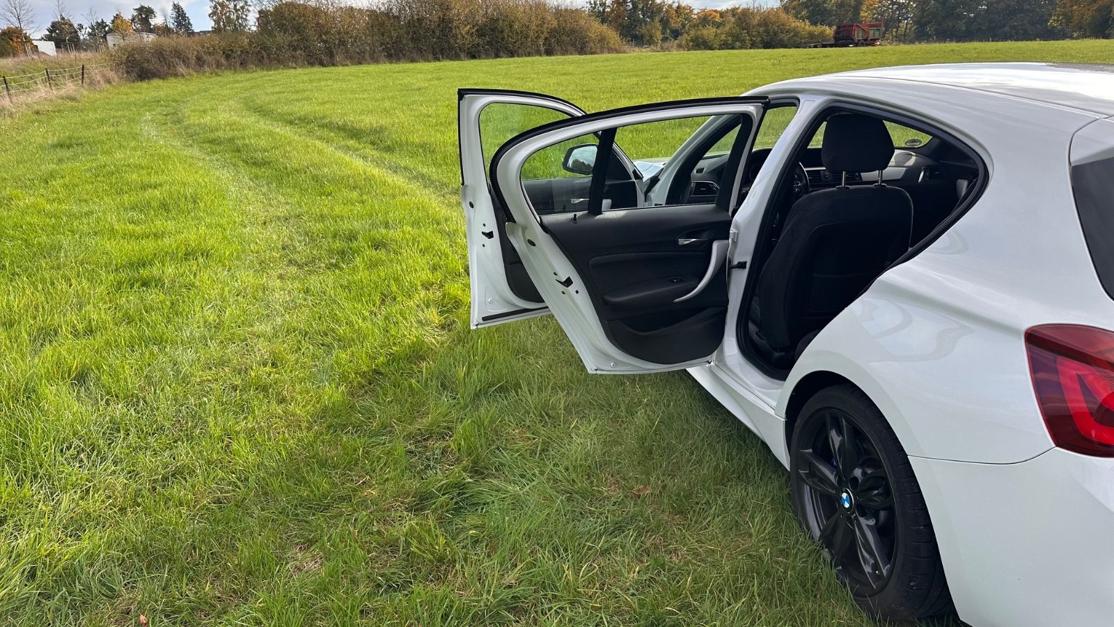 BMW M140i - no OPF, no Mods, top gepflegt foto 8