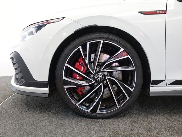 Volkswagen Golf GTI 8 2.0 DSG Clubsport IQ-LIGHT DIGITAL PR foto 5