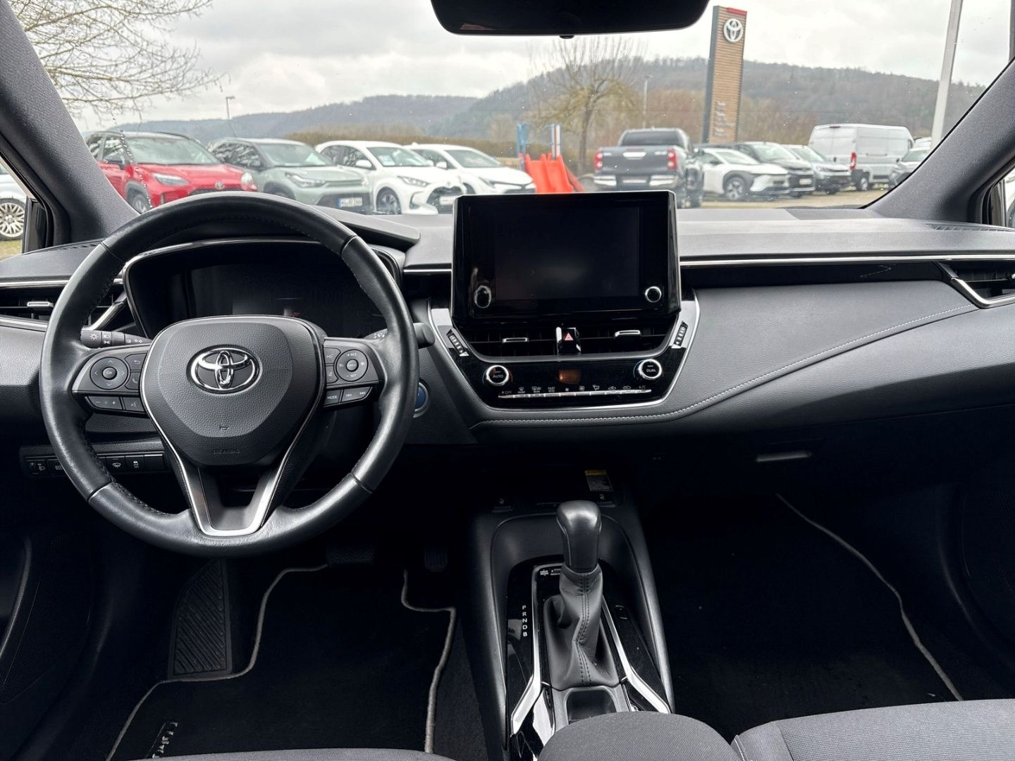 Toyota Corolla 1.8 Hybrid Team D Carplay LED Kamera ACC foto 8