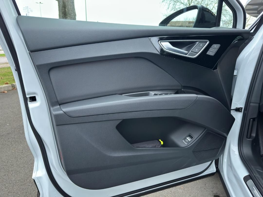 Audi Q4 Sportback e-tron 45 edition S Line Komfortpak foto 11