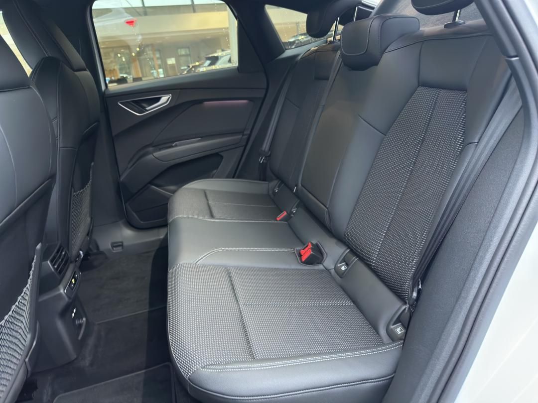 Audi Q4 Sportback e-tron 45 edition S Line Komfortpak foto 12