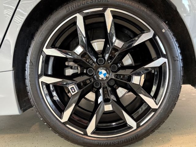 BMW 320 d x M-Sport SR19'' Pano AHK Hifi SportAut/Le foto 18