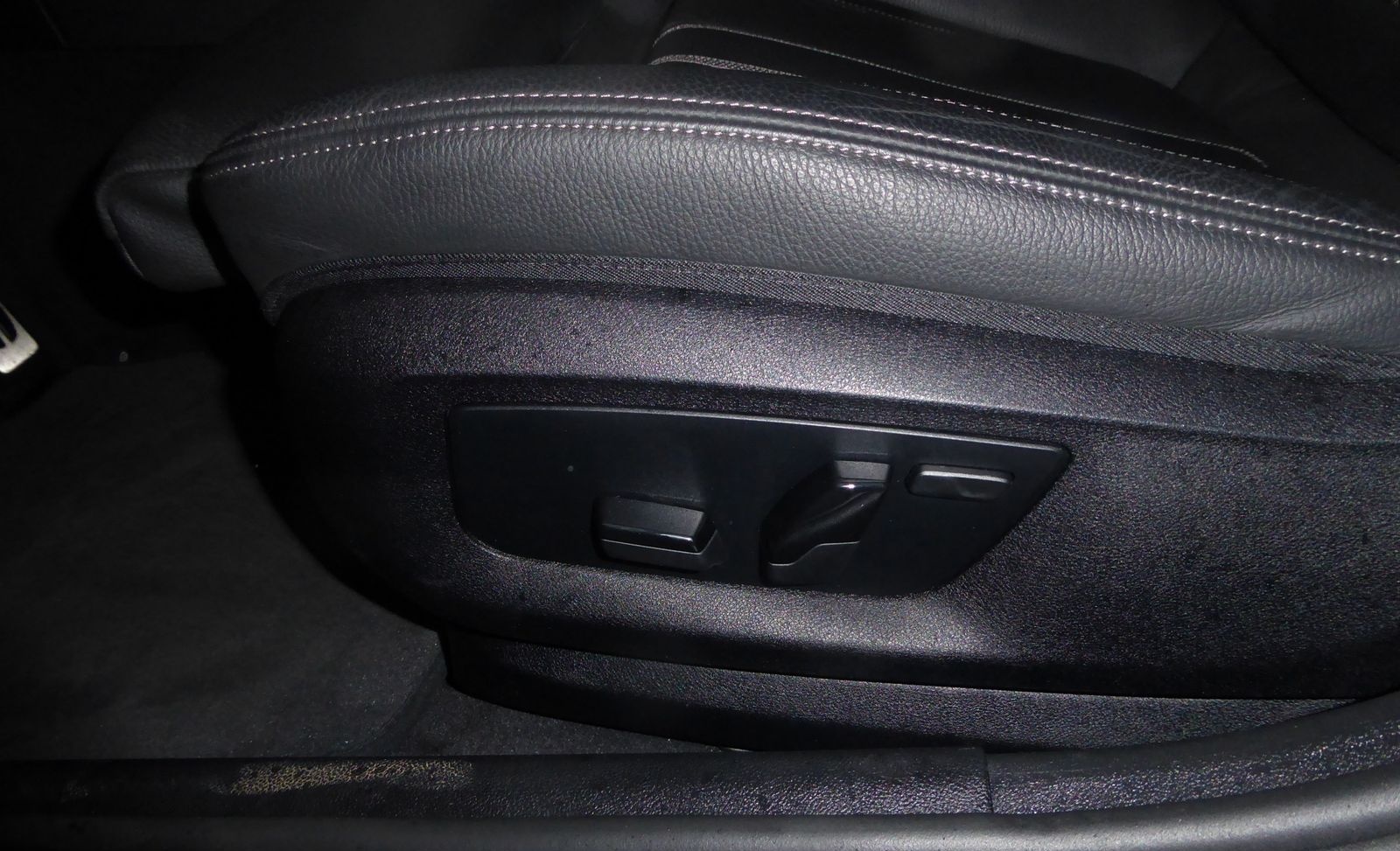 BMW 530e xDrive Lim. M-Sportpaket LCProf. Shz PDC DA foto 11