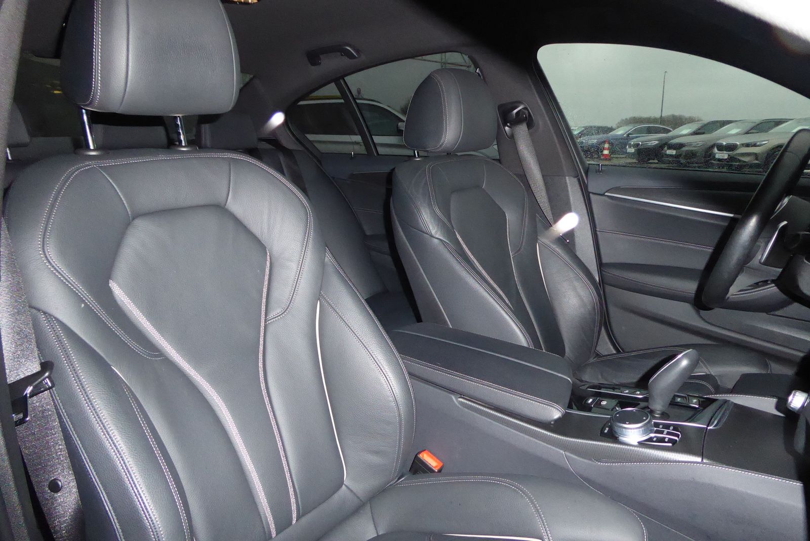 BMW 530e xDrive Lim. M-Sportpaket LCProf. Shz PDC DA foto 13