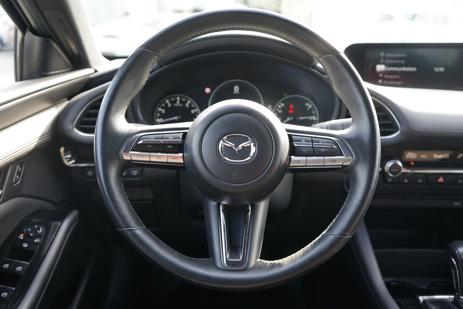Mazda 3 2.0 M-Hybrid Selection Navi Head-Up ACC Kamera foto 17