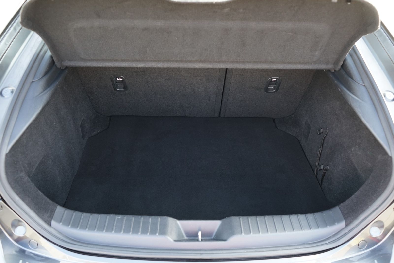 Mazda 3 2.0 M-Hybrid Selection Navi Head-Up ACC Kamera foto 10