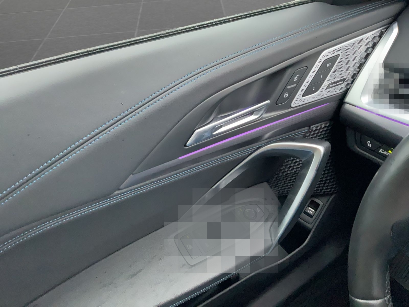 BMW X1 xDrive23i M SPORT LED HUD PANO HIFI 360° KAME foto 13