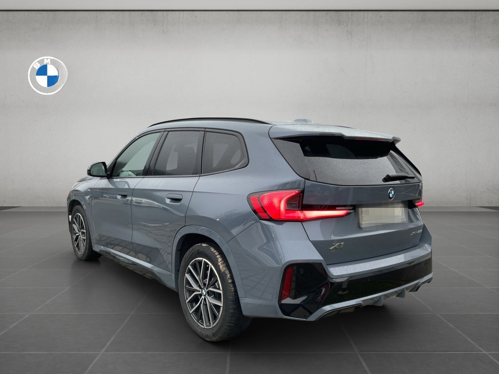 BMW X1 xDrive23i M SPORT LED HUD PANO HIFI 360° KAME foto 4