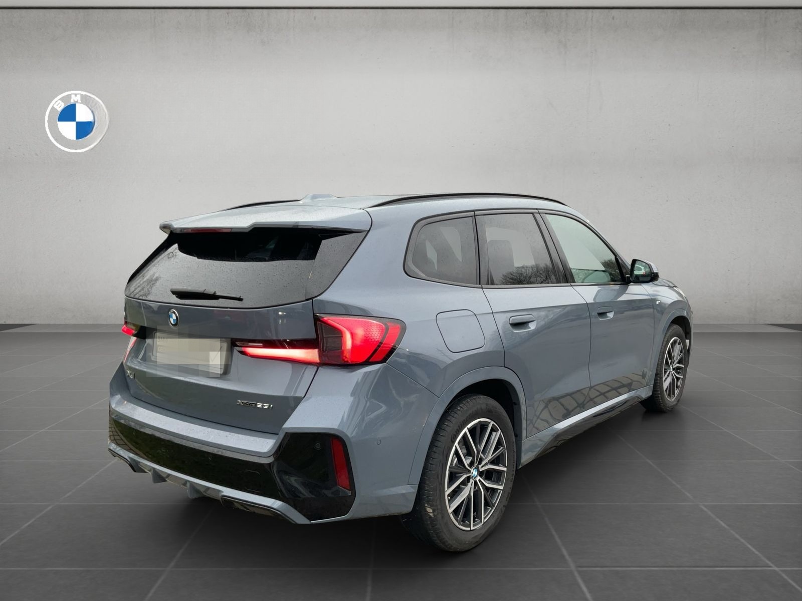 BMW X1 xDrive23i M SPORT LED HUD PANO HIFI 360° KAME foto 6