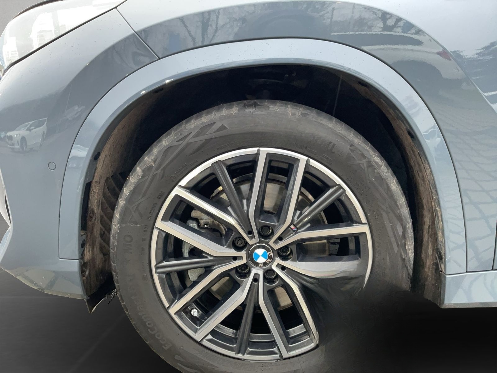 BMW X1 xDrive23i M SPORT LED HUD PANO HIFI 360° KAME foto 9